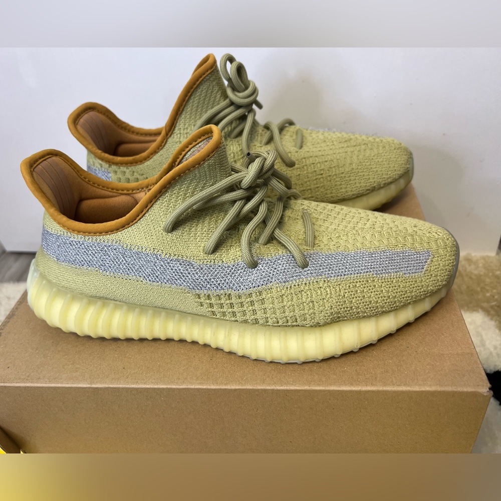 Adidas Yeezy 350 V2 Marsh